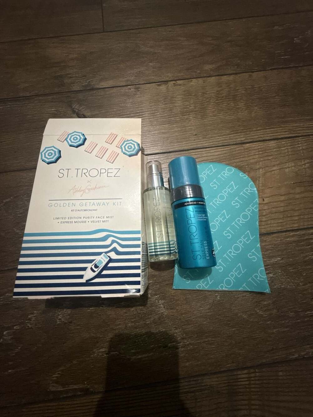 St. Tropez Ashley Graham Golden Getaway Kit Self Tanning Set